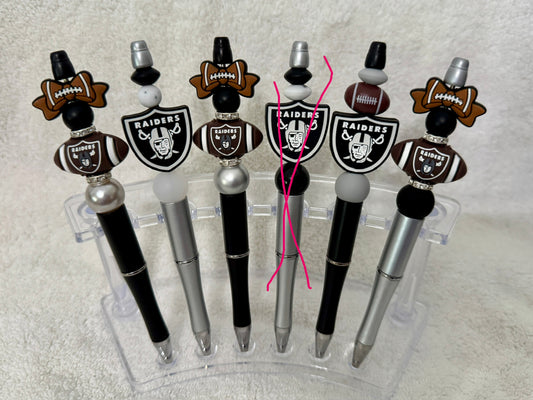 5 Homemade Raider Charm Pens